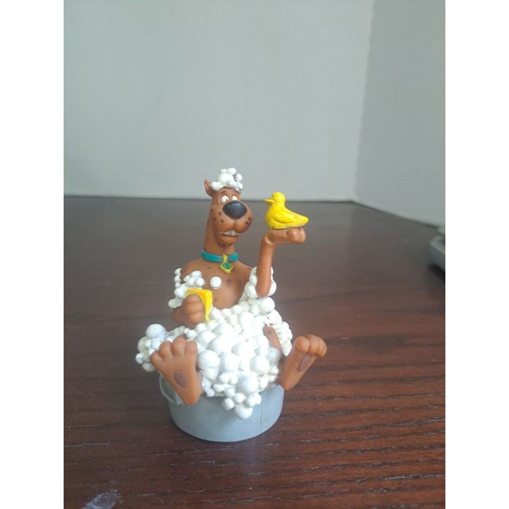 2004 Scooby Doo In A Bubble Bath With Rubber Ducky Bottle Topper